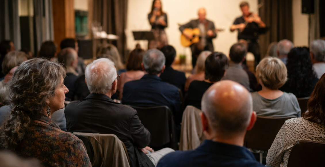 Πολιτισμός: Παρουσίαση σεφαραδίτικων τραγουδιών της Θεσσαλονίκης στο Βερολίνο – Οι L’ Alma de Salonico παρουσίασαν στο Βερολίνο σεφαραδίτικα τραγούδια της Θεσσαλονίκης, αναβιώνο...
