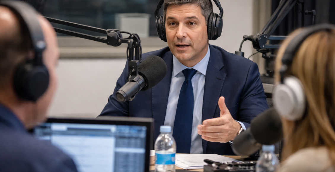Οικονομία: Μαρκόπουλος στο ΕΡΤnews Radio 105,8: Με ολιστική προσέγγιση οι ελαφρύνσεις και οι παροχές στη ΔΕΘ – Ο Δημήτρης Μαρκόπουλος στο ΕΡΤnews Radio 105,8 για τις ολιστικές ε...